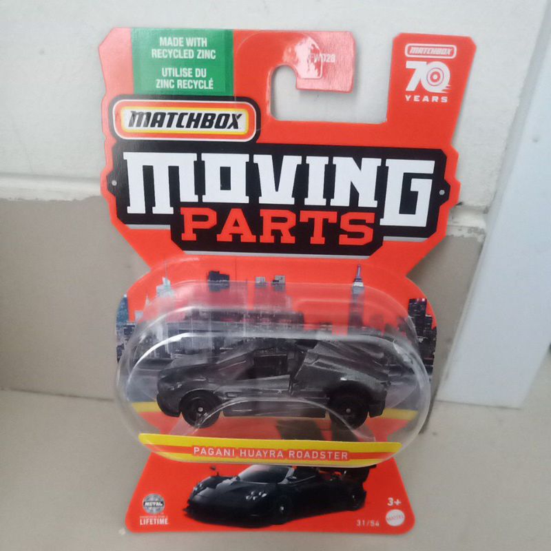 Pagani Huayra Roadster Matchbox Moving Parts Hitam/Biru