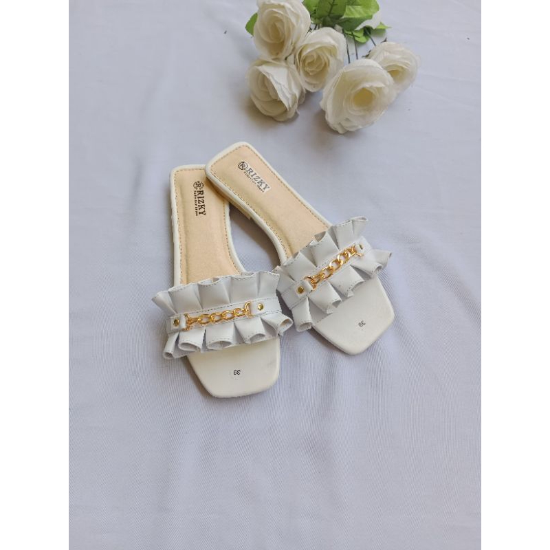 Sandal Slop Wanita Kerut Rantai/Sandal Slop kekinian