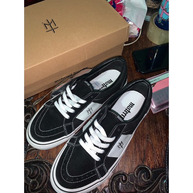 sepatu maternal inverni bw low