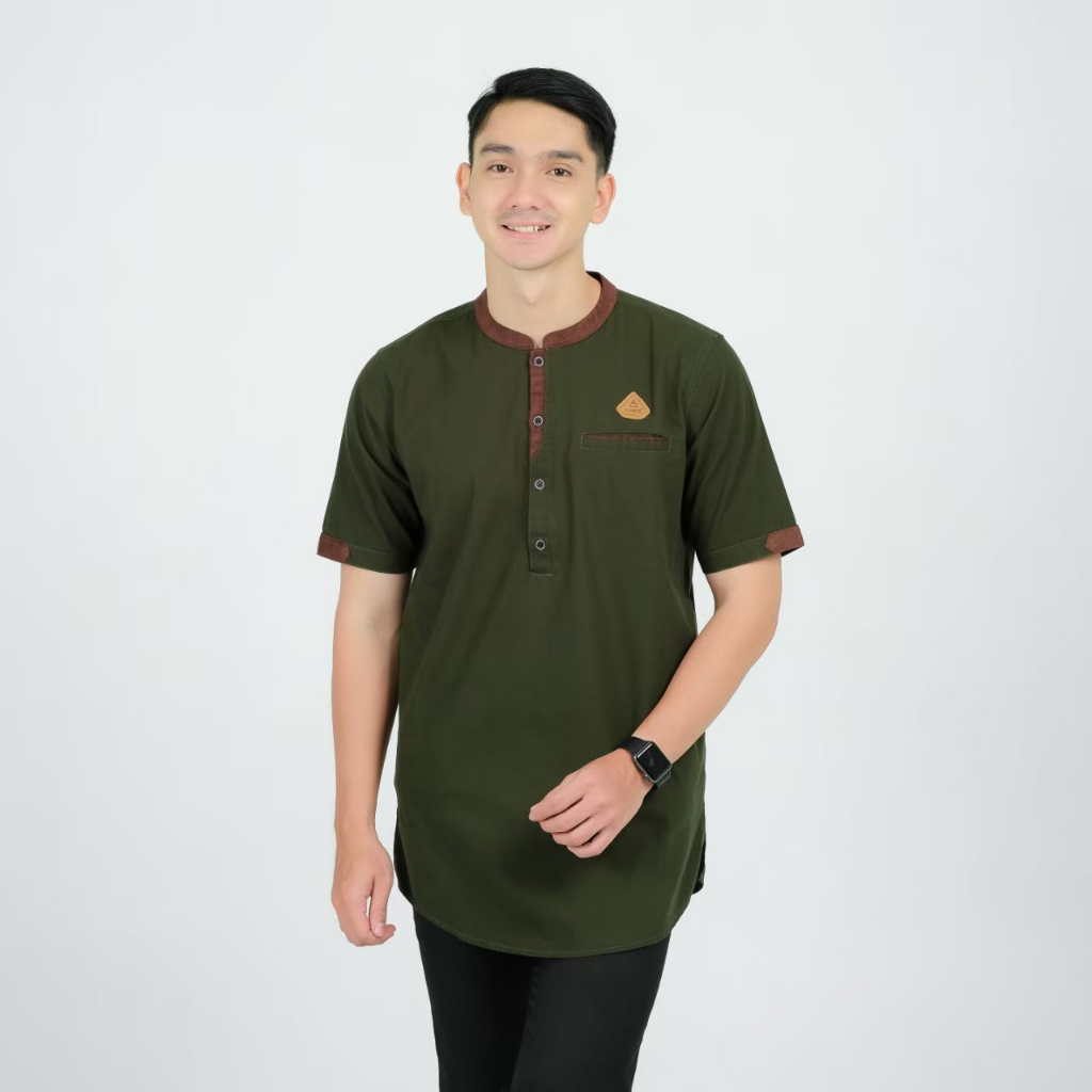 Kemeja Koko Lengan Pendek Dengan 3 Pocket Aktif Desain Kotak Saku Bahan Kombinasi full cotton