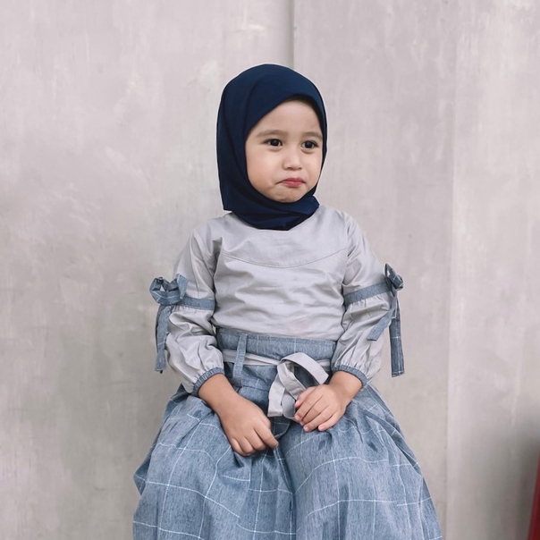 Setelan Baju Muslimah Anak Perempuan Hoofla Kids 3 - 12 Tahun Naura Set Blouse Original Branded Hoofla Kids Usia 4 5 6 7 8 9 10 11