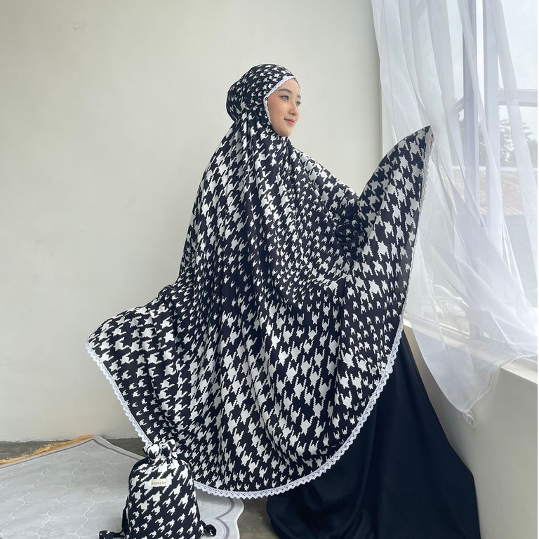 KIMYA ID Mukena Motif Hitam Putih Monocrom 2 in 1 Bahan Premium Matt Rayon Viscose Resleting Origina