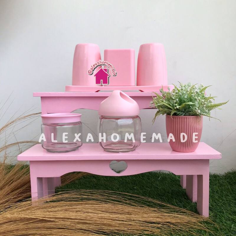 RAK BUMBU KAYU LOVE PINK