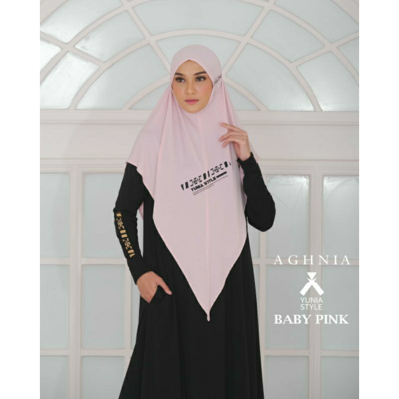 BERGO AGHNIA BY YUNIA SYARI