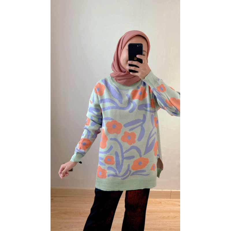 Sweater Friska / Baju Rajut Bunga Import