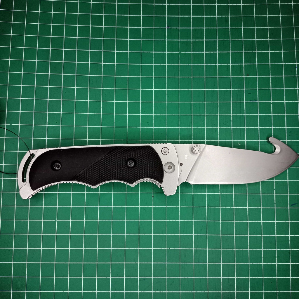 Gerber Freeman folding knife Bead Blast Plain Blade with Gut Hook TacHide Handles