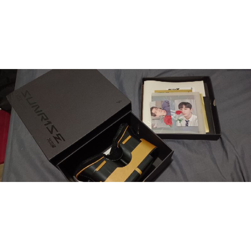 R1SE Sunr1se Photocard