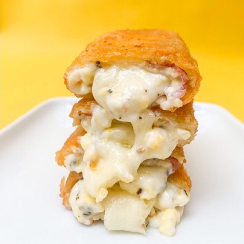 

Smokebeef mozarella kemasan box isi 4 pcs