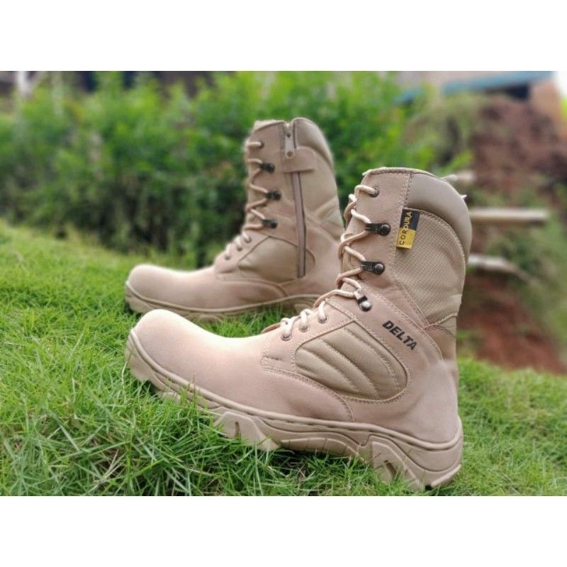 Sepatu safety boot TACTICAL crem