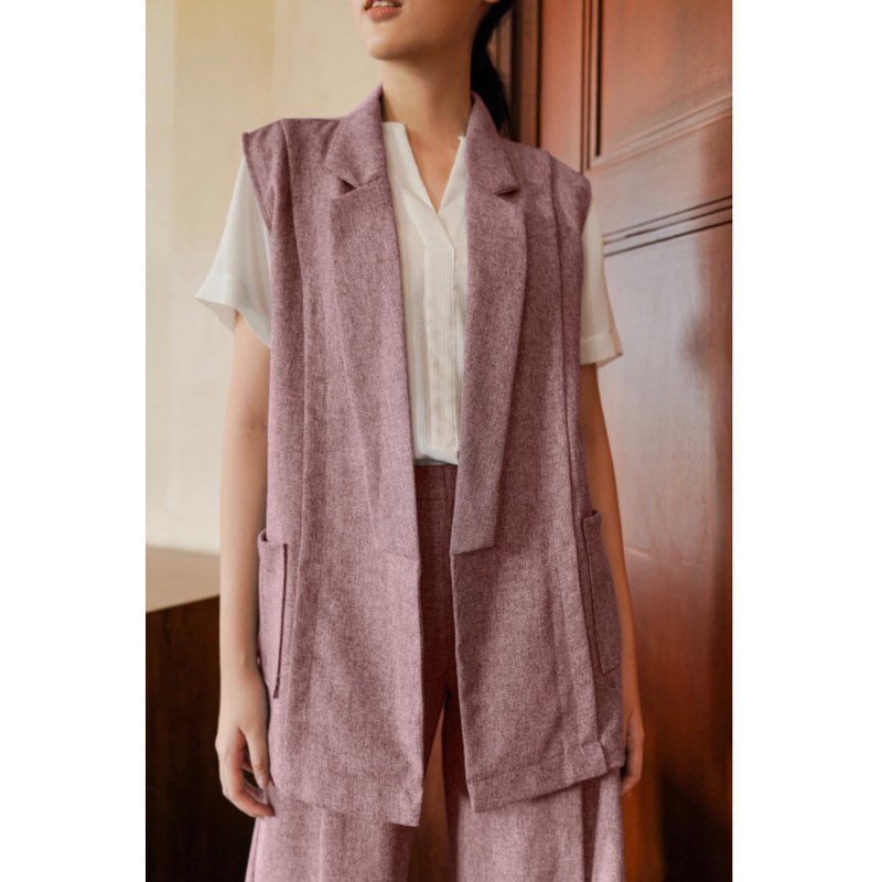 PRELOVED MAVEN GENIE BLAZERVEST IN CRANBERRY