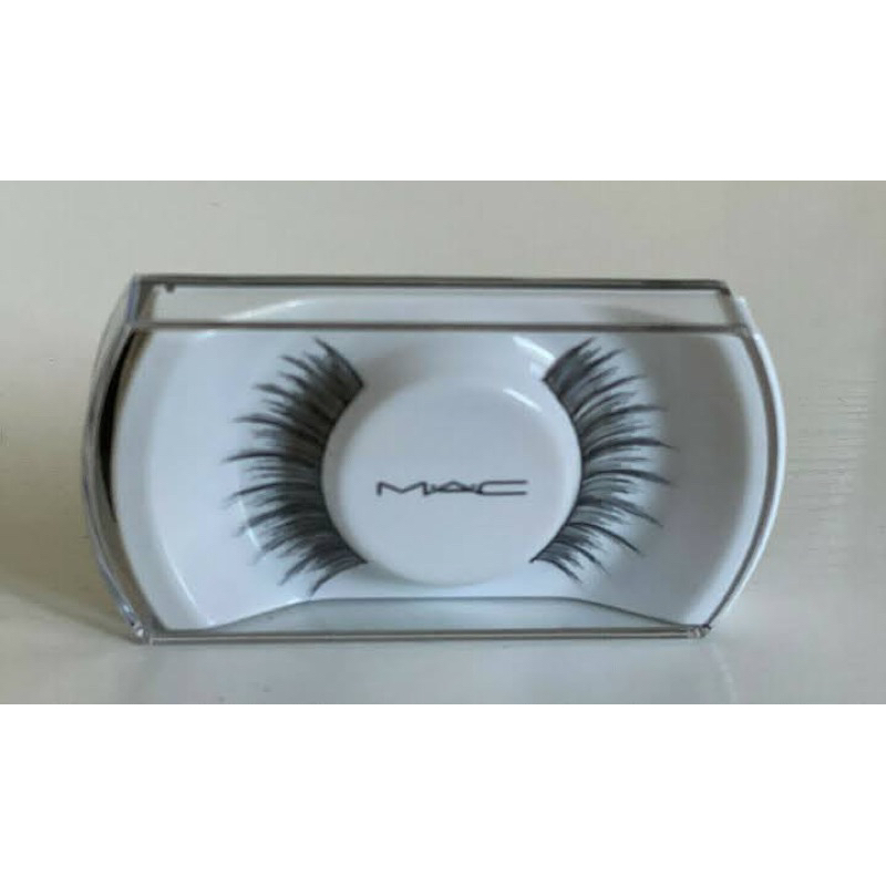 MAC False Eyelashes 3 Lash