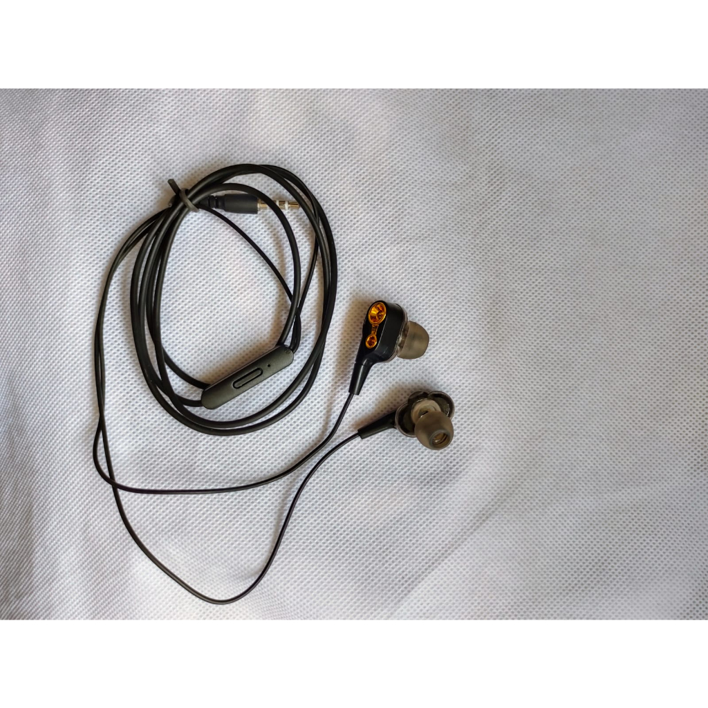 AB02 - Handsfree Philips AB02 ExtraBass Earphone