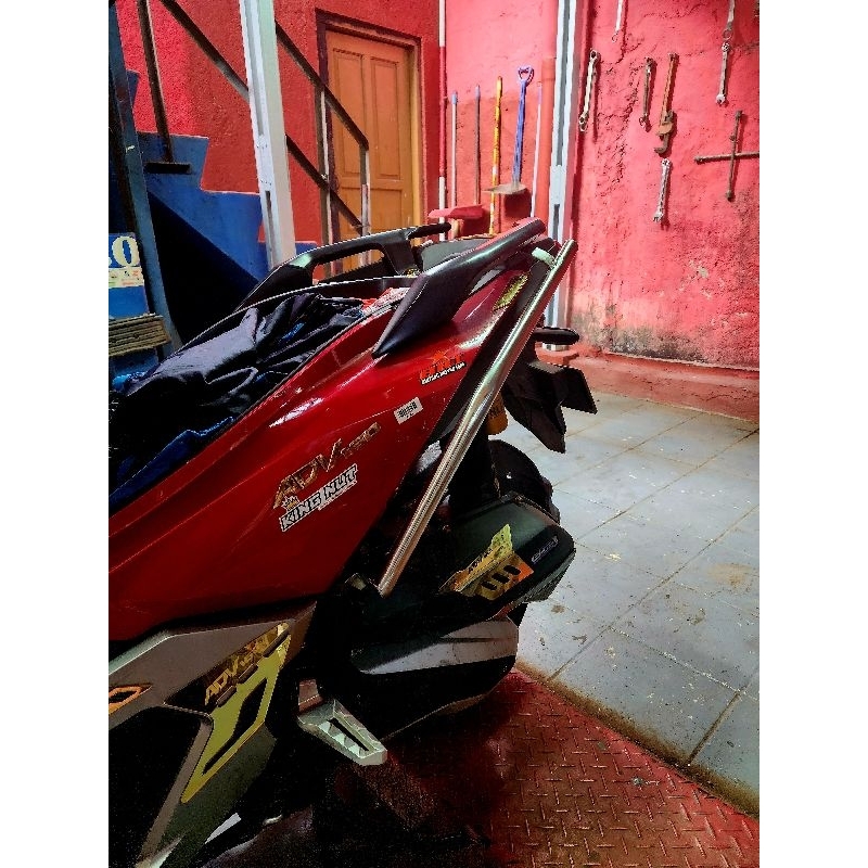 adv 160 crashbar stainless