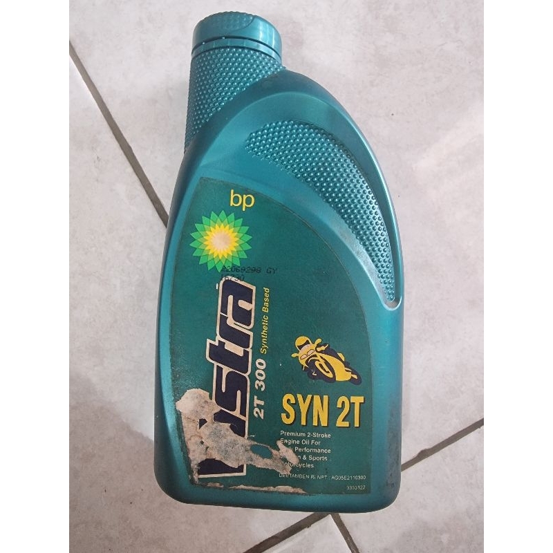 Oli samping Vistra syn 2T