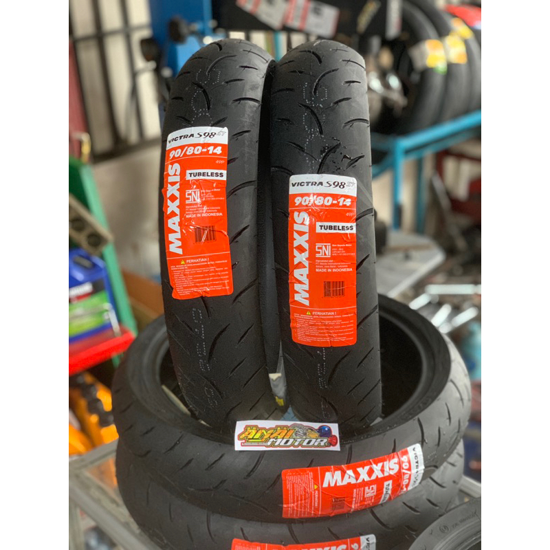 Ban Maxxis Victra 90/80-14