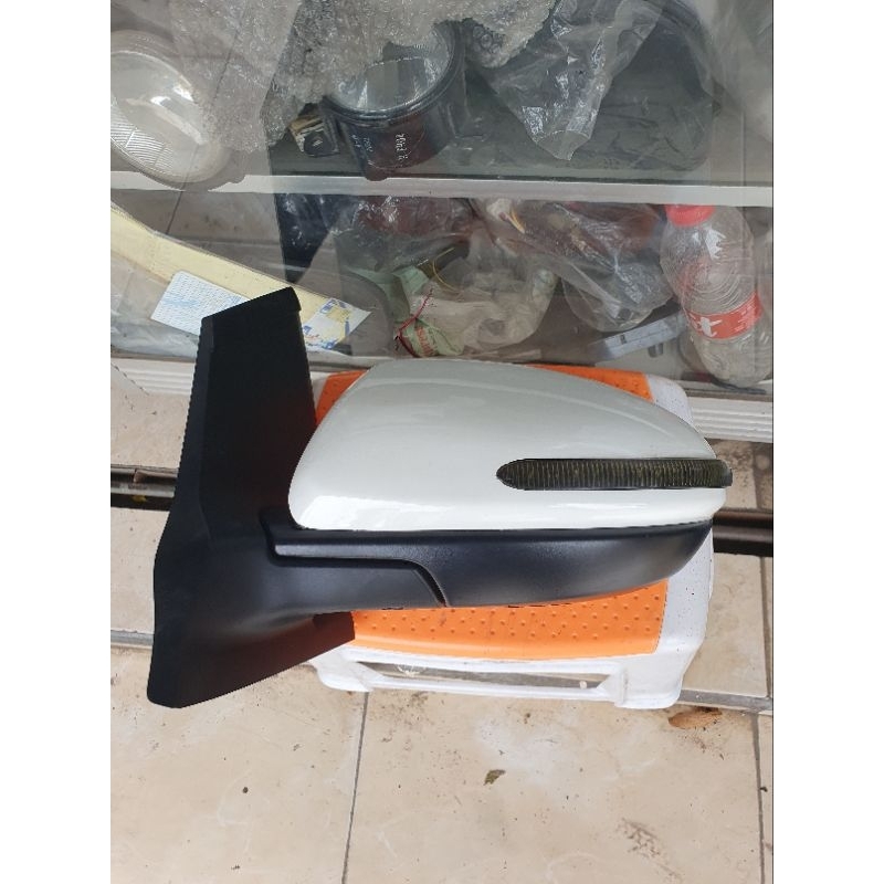 spion mobil mazda 2 original LH