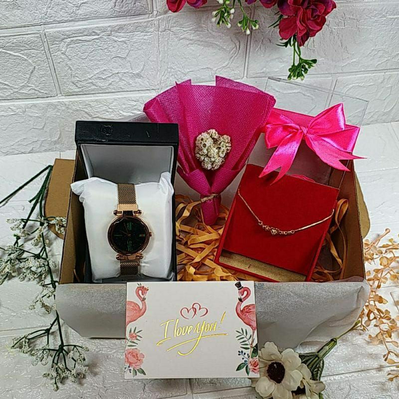 Hampers Wanita Hampers Cewek Hampers Ultah Hampers Valentine Hampers Ulang Tahun Kado Valentine Kado Ultah Kado Ulang Tahun Kado Wanita Kado Cewek Hadiah Ultah Hadiah Valentine Hadiah Anniversary Kado Anniversary Kado Wisuda Hampers Wisuda