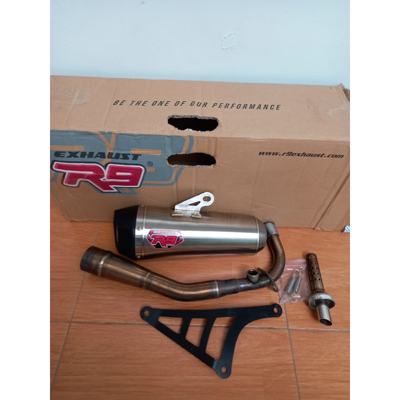 knalpot r9 vespa
