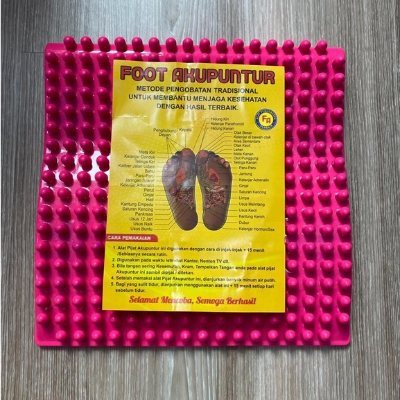 PAPAN TERAPI AKUPUNTUR ALAT PIJAT KAKI ANTI REMATIK