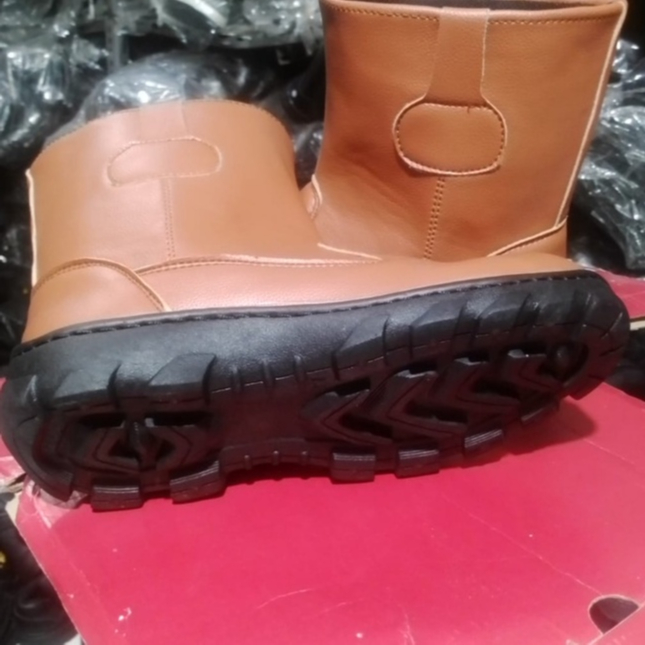 sepatu safety boot pelindung sepatu kerja66