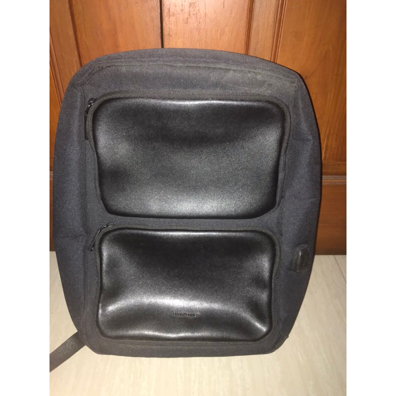 Preloved Tas Kerja Ransel Hush Puppies