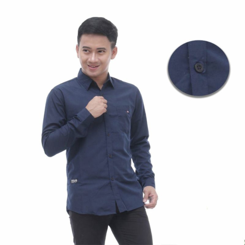 KEMEJA PRIA HITAM POLOS LENGAN PANJANG KEMEJA DISTRO SLIMFIT KASUAL