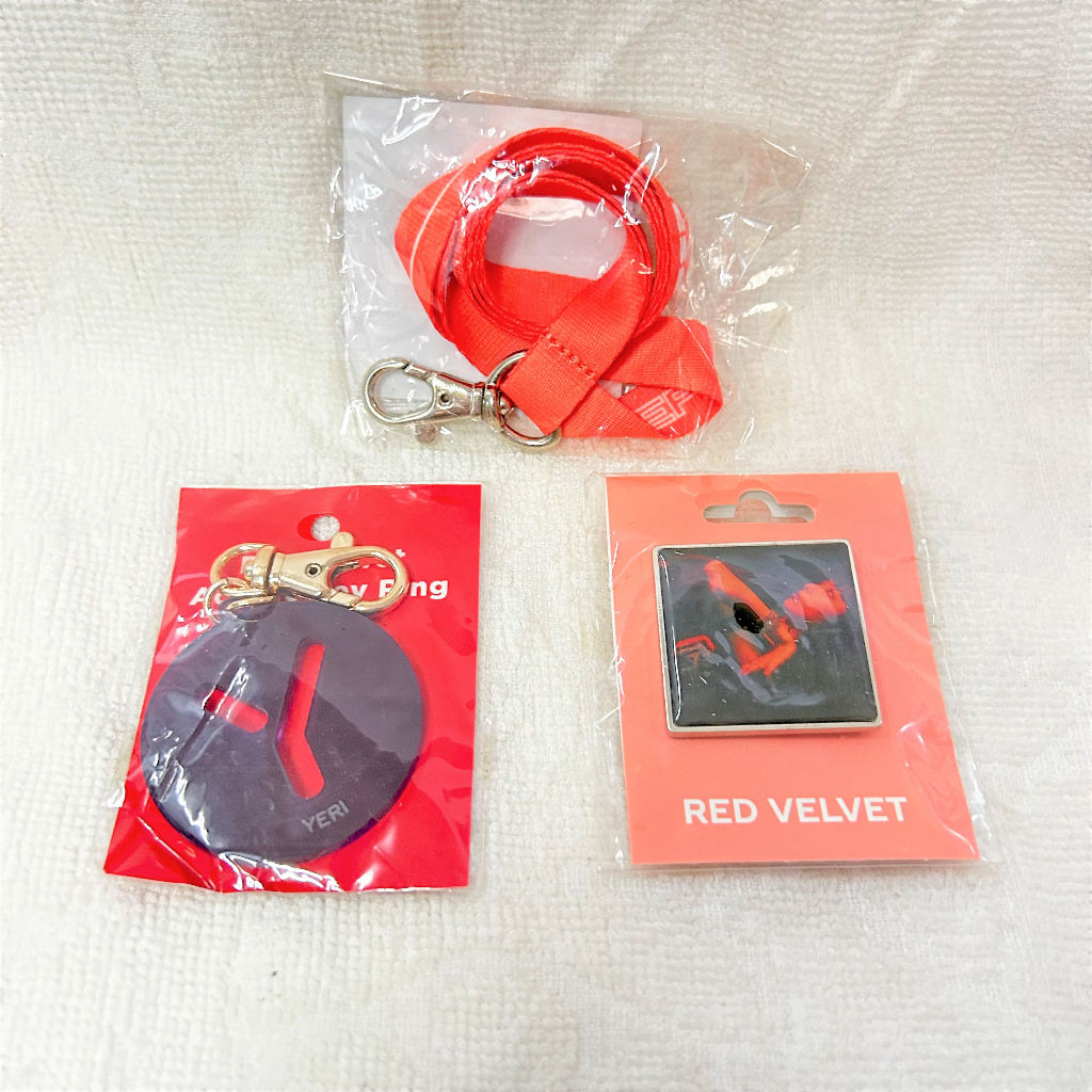 [OFFICIAL] Red Velvet Merchandise Keyring Lanyard Epoxy Badge Seulgi Yeri