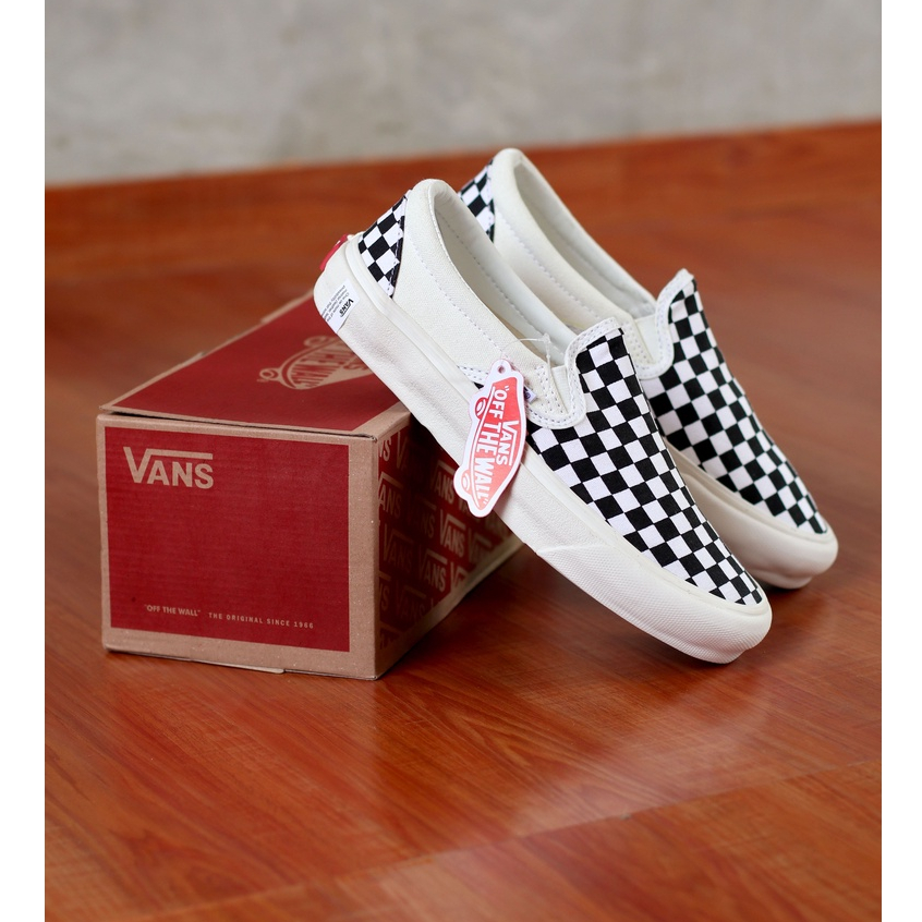 V SLIP CHEKERBOARD BLACK WHITE OG TOP SELLER (LIVE)