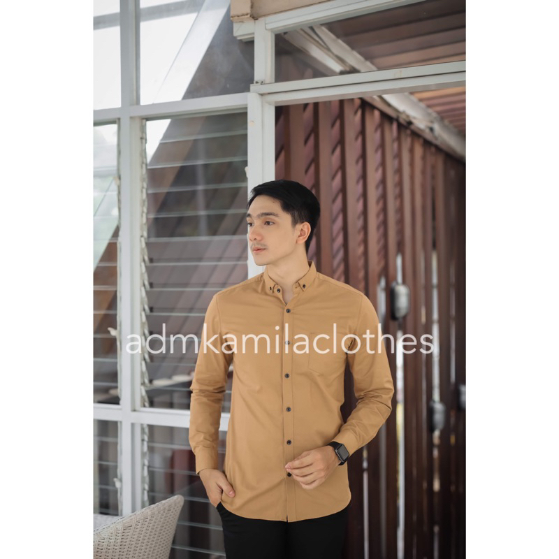 Kemeja pria cowok polos slimfit kasual basic HeM lengan panjang coklat