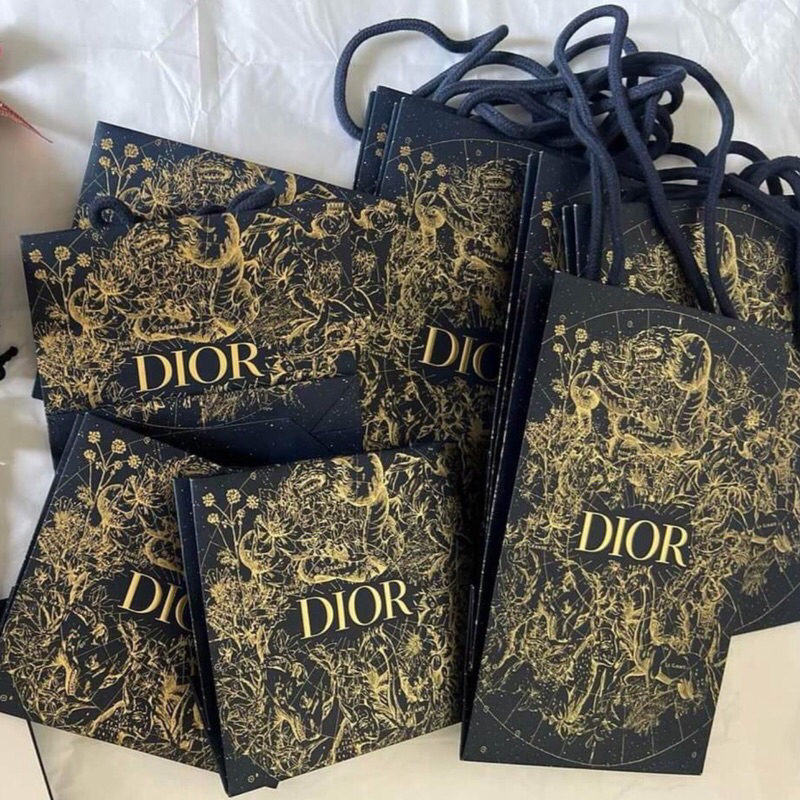 

PAPER BAG TAS KADO D.I.O.R KERTAS KADO HOLIDAY 2022 LIMITED EDITION KONTER 100%