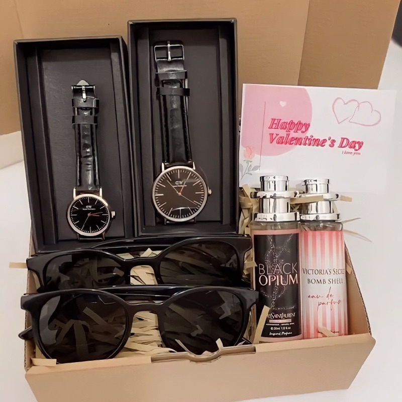 

HAMPERS CEWEK/HAMPERS COWOK/HAMPERS COUPLE/KADO COUPLE/KADO WEDDING/KADO ANNIVERSARY/JAM COUPLE