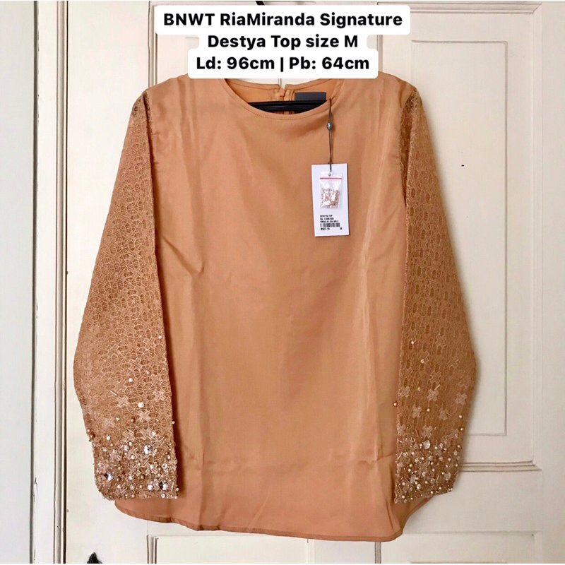 RiaMiranda | Ria Miranda Signature Destya Top