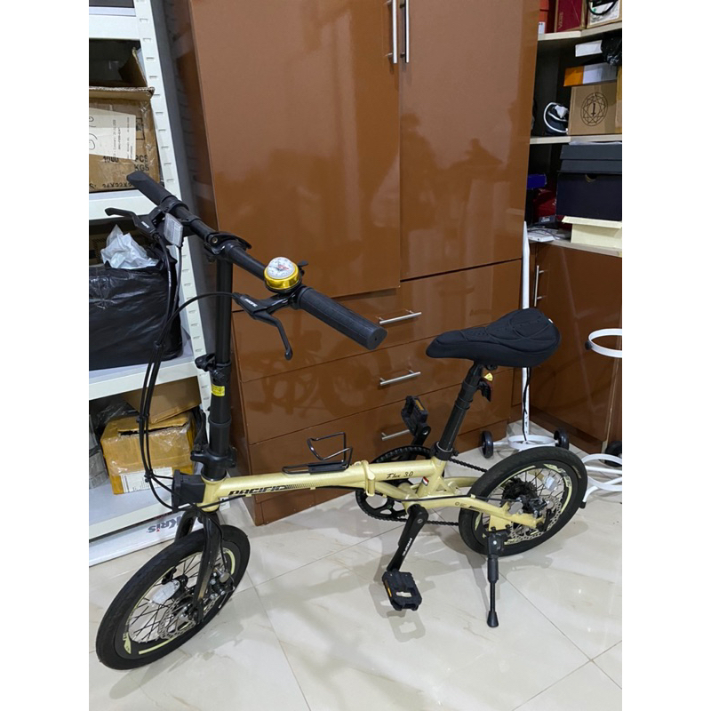 PACIFIC SEPEDA LIPAT BICYCLES GOLD FOLDING BIKE