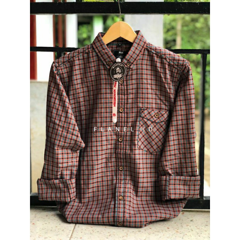 Kemeja Flanel Malebe rock premium