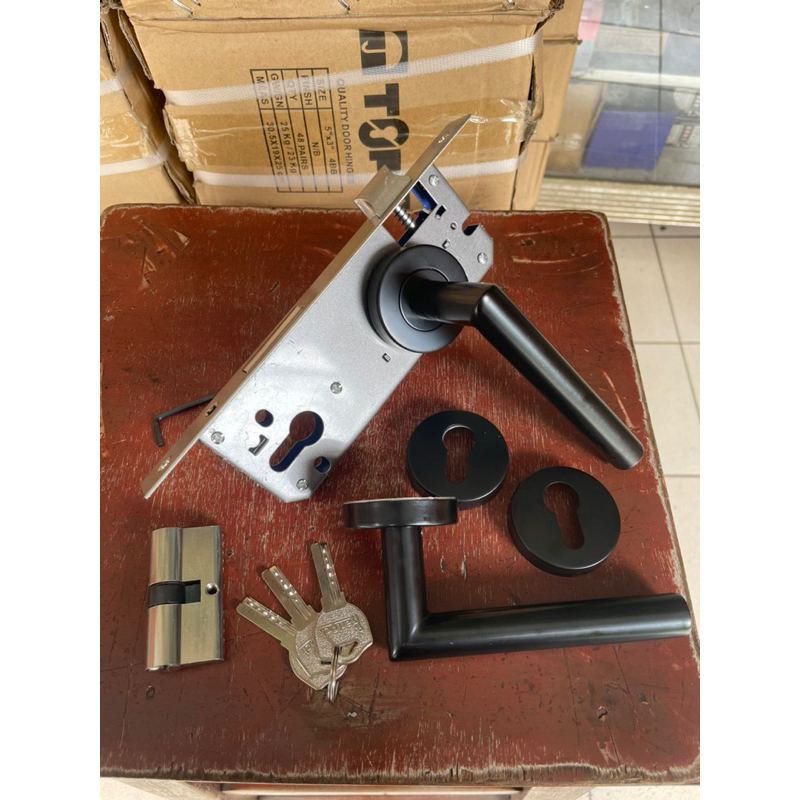 HARGA PROMO KUNCI PINTU PISAH HITAM ROSETE PINTU BLACK SERIES Handle Kunci Pintu Rumah Model Pisah Roses Rosstte Besar Black Hitam Minimalis handel pintu hitam model minimalis kunci pintu besar 25 cm set black hitam kunci pintu besar minimalis