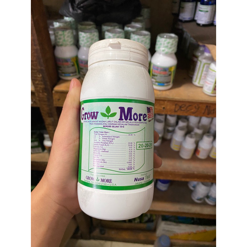 Pupuk daun growmore 20-20-20 454gram