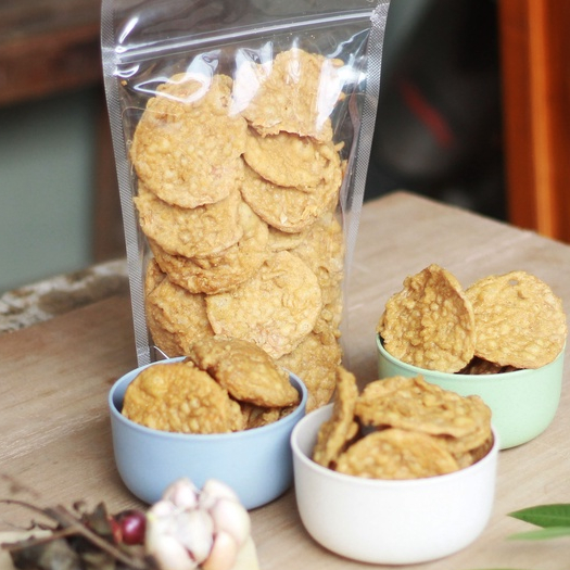 

Oleh Oleh Bandung Keripik Tempe Goreng Original Kemasan 250 gr