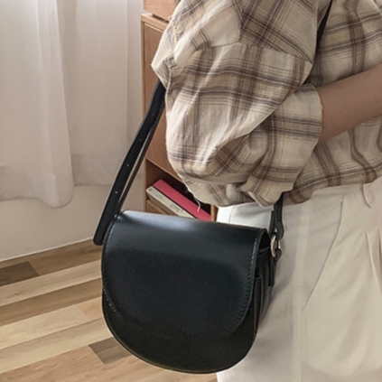 1712 Tas Selempang Kulit Wanita Tas Cewek Saddle Bag
