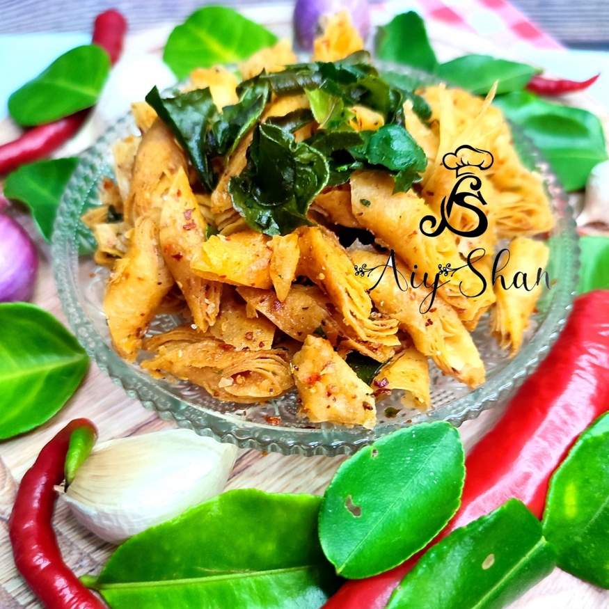 

KERIPIK KURENG MANTUL Kresss Sekali Bikin ga Mau Berhenti