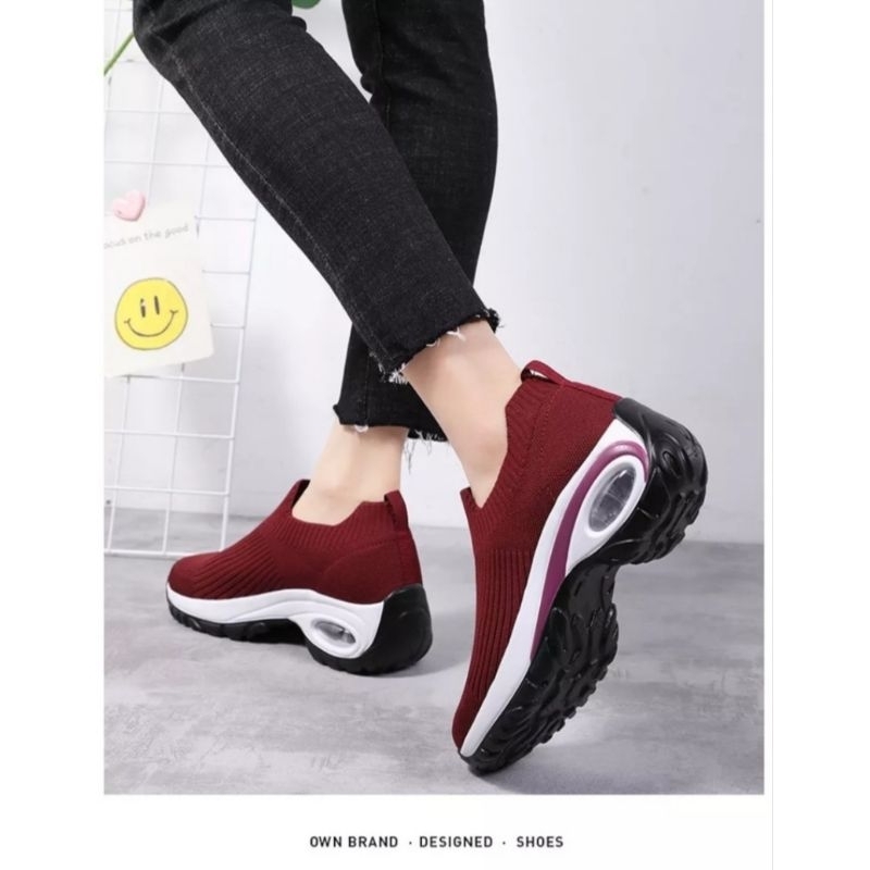 Sepatu Slip On Rajut Import Wanita High Wedges Kuliah Kerja Sporty