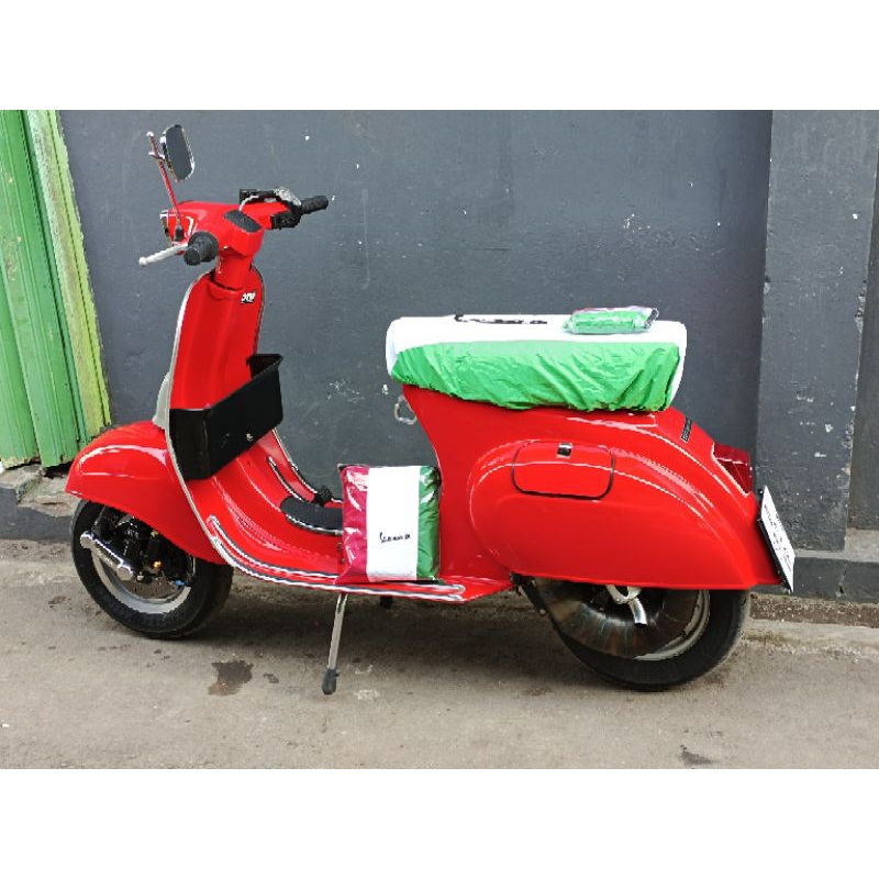 cover sarung jok vespa clasic dan matic anti air bagus model italy