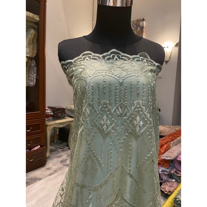 Kain Bahan Kebaya Gaun Pengantin Brokat Brukat Tile Bordir Etnik Madeline Warna Hijau Sage Green