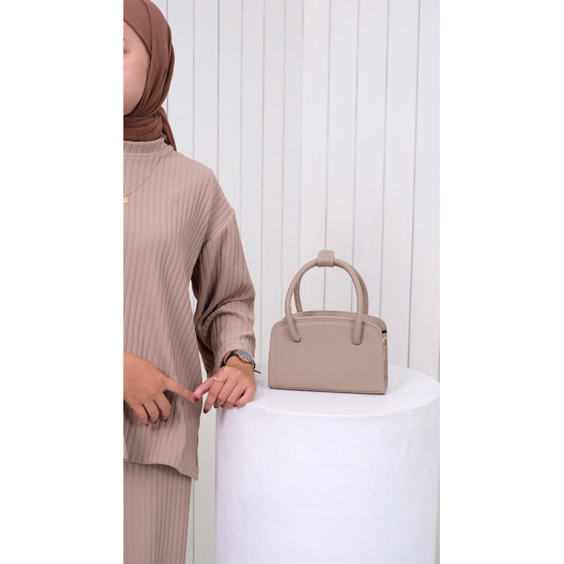 PREMIUM LARETTA MINI (new) /slingbag