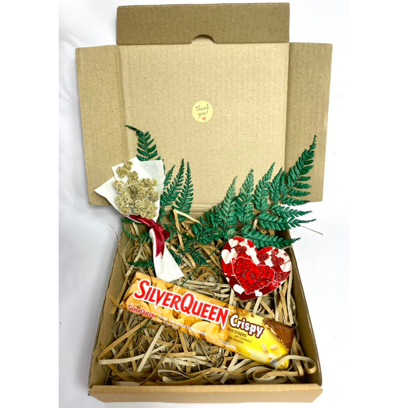 

PAKET SINGLE A Hampers/Bucket/BOX COKLAT Kado Valentine/Wisuda/Ulangtahun