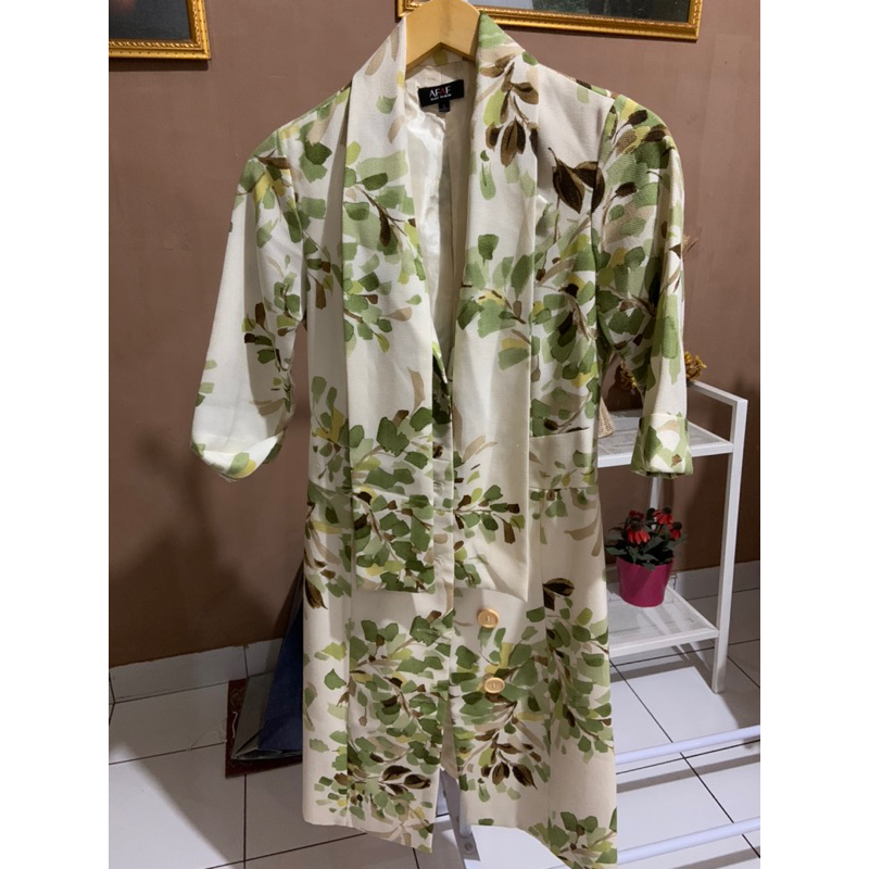 Preloved dress semiformal attire