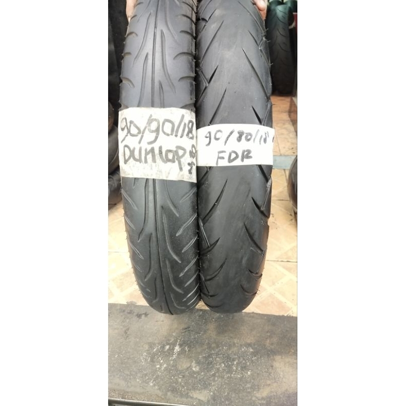 Ban bekas ring 18 ada 90 80 18 & 90 90 18 dan 350 18 bisa buat motor ring 18 velg 1,85 200 250