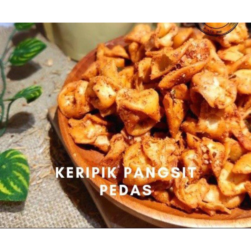 

Keripik Pangsit Pedas daun jeruk Enak & gurih kemasan 1kg
