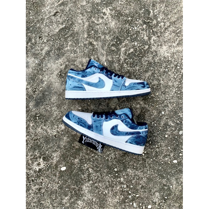 AJ1 Low Washed Denim