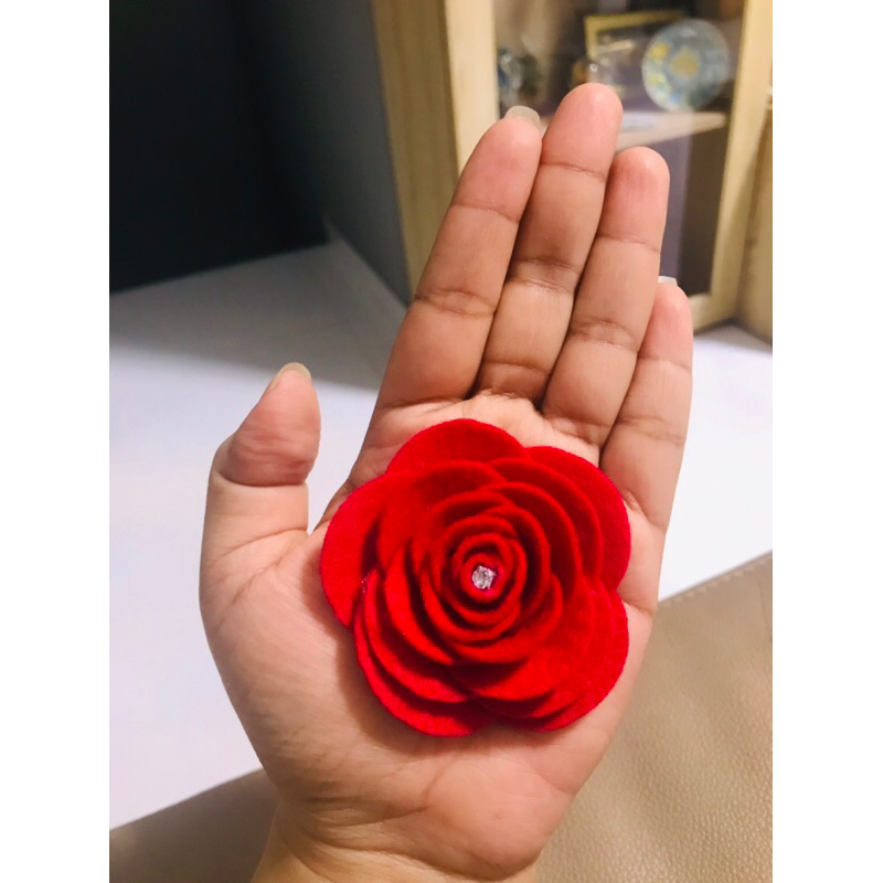 Bunga Flanel Mawar Merah
