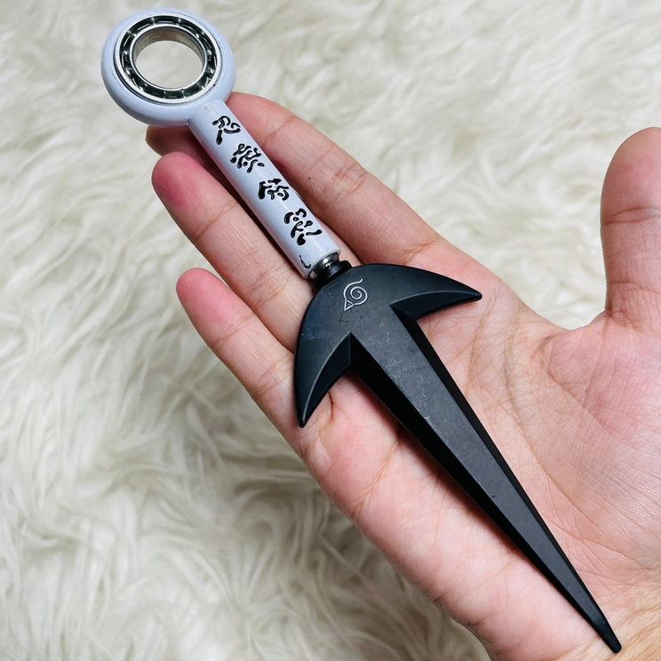 Koleksi Mainan Anime Naruto Shippuden Black White New